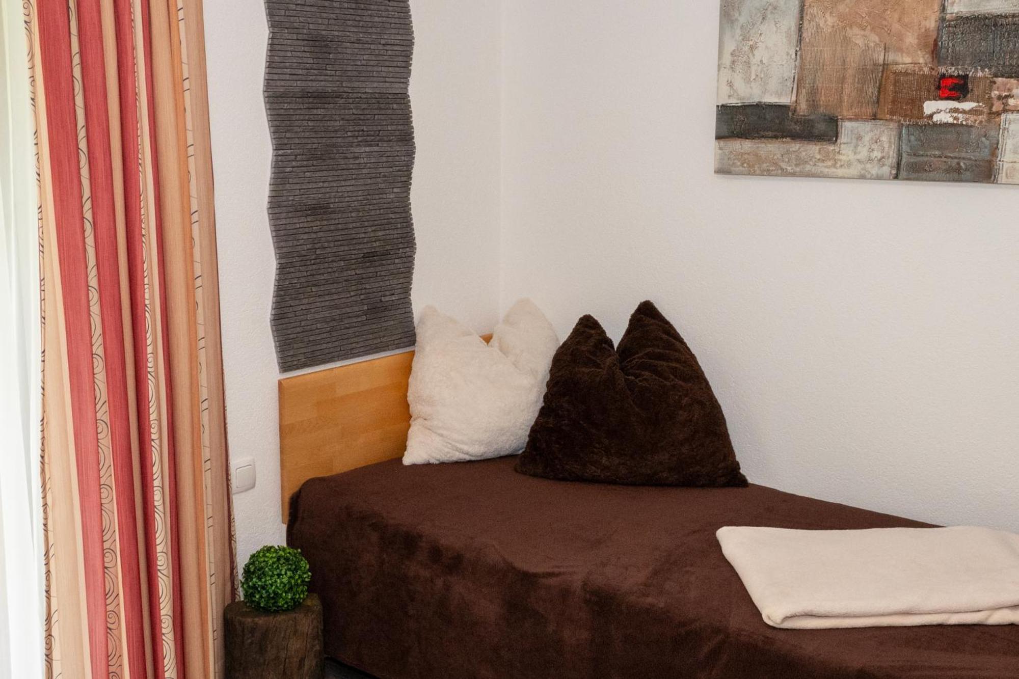 Haus Alpin Apartments Pettneu am Arlberg Εξωτερικό φωτογραφία