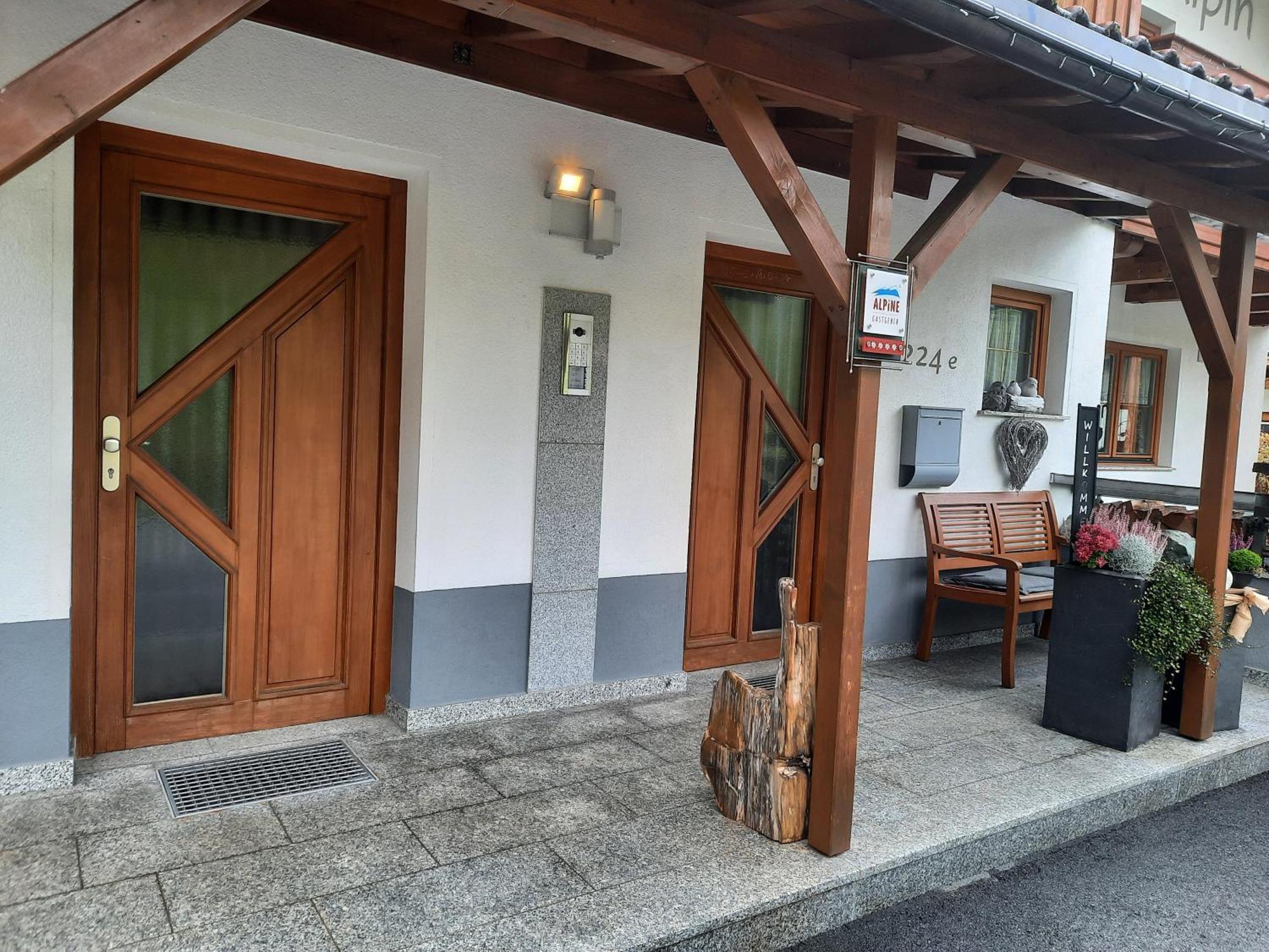Haus Alpin Apartments Pettneu am Arlberg Εξωτερικό φωτογραφία