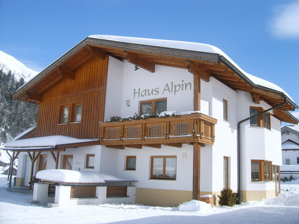 Haus Alpin Apartments Pettneu am Arlberg Εξωτερικό φωτογραφία